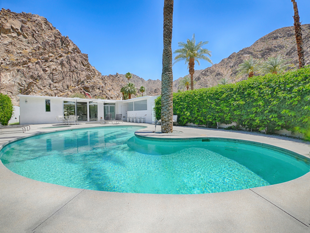 midcentury modern exterior-palm springs
