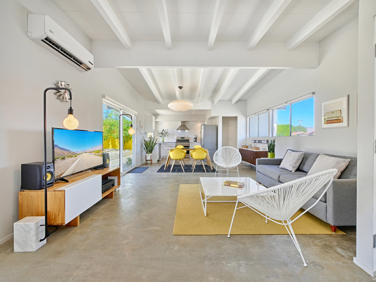 midcentury modern exterior-palm springs