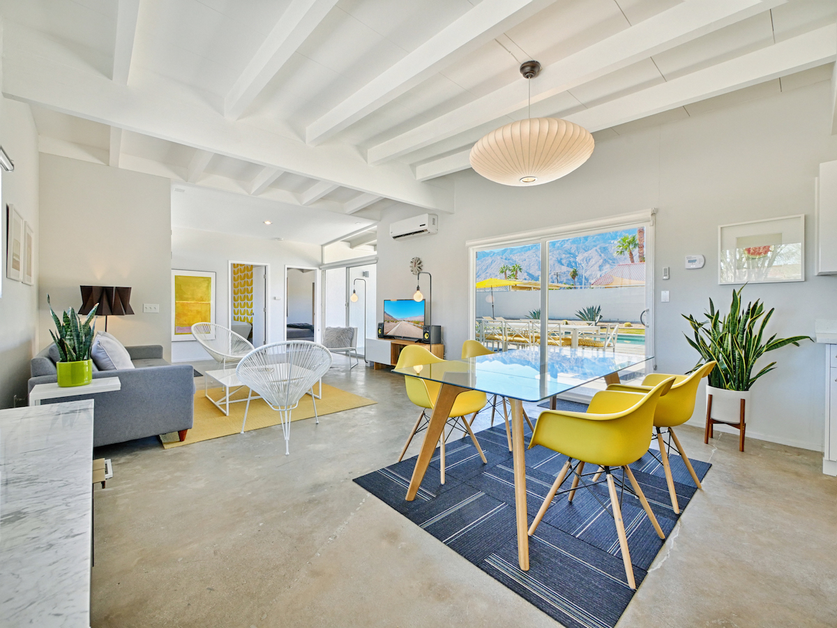 palm springs-neighborhood