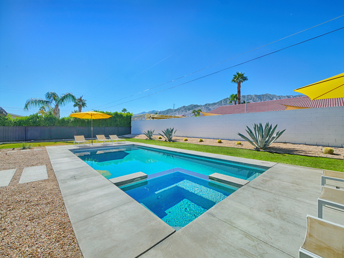 midcentury modern interior-palm springs