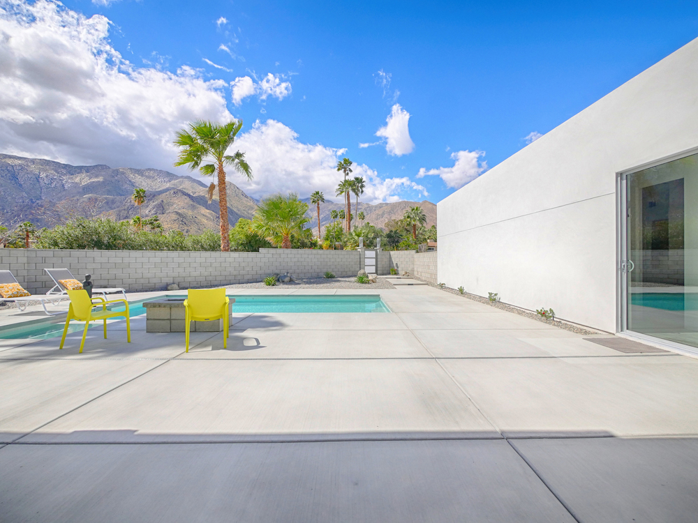 midcentury modern interior-palm springs