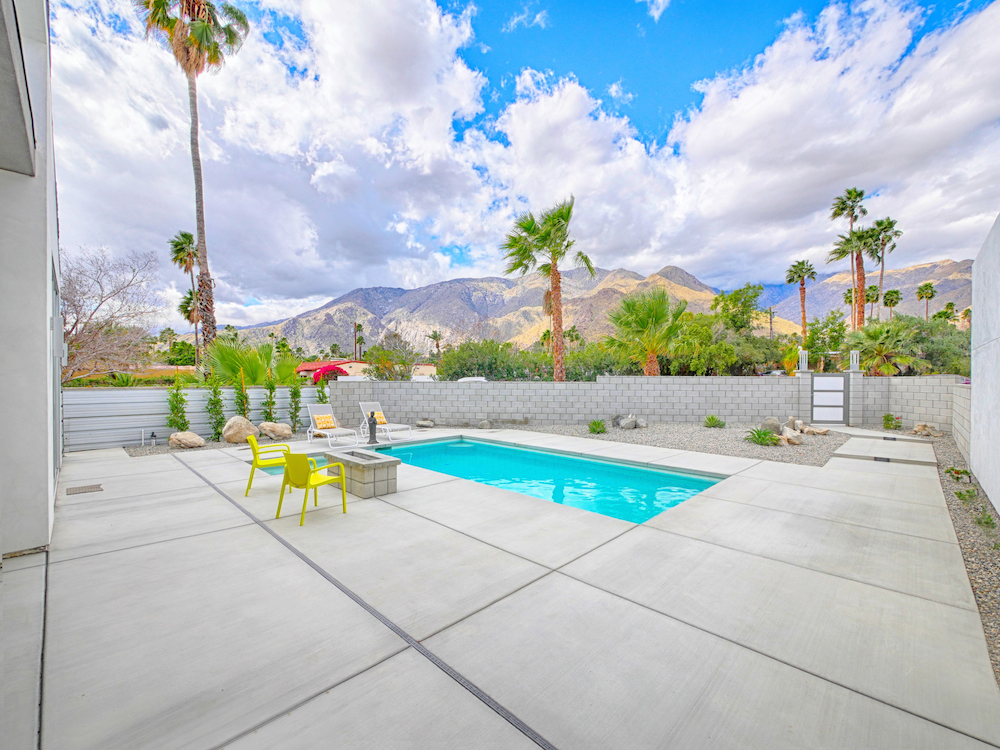 midcentury modern interior-palm springs